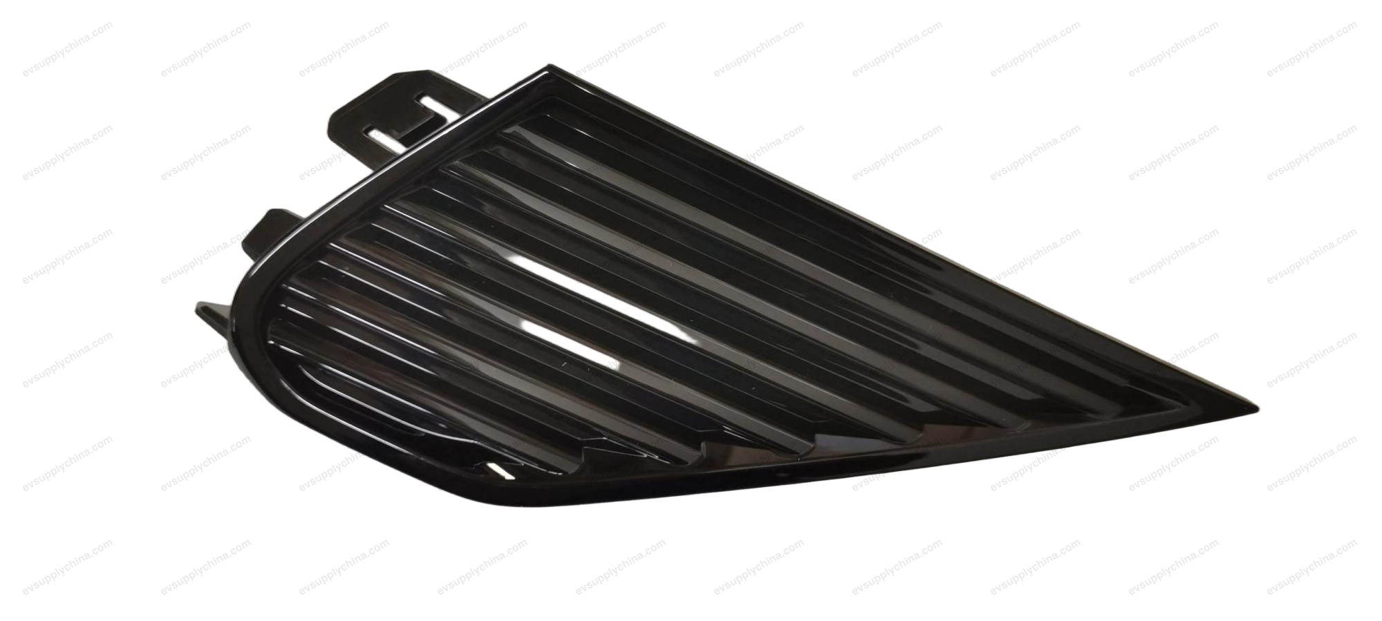 Rear bumper left side air curtain trim