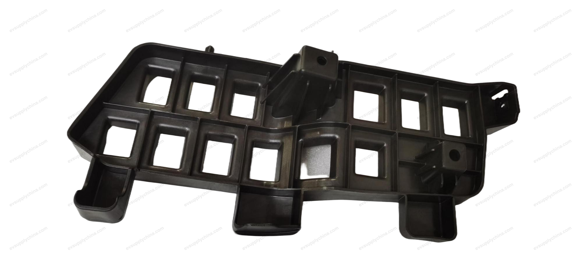 Rear bumper right lower support bracket assembly