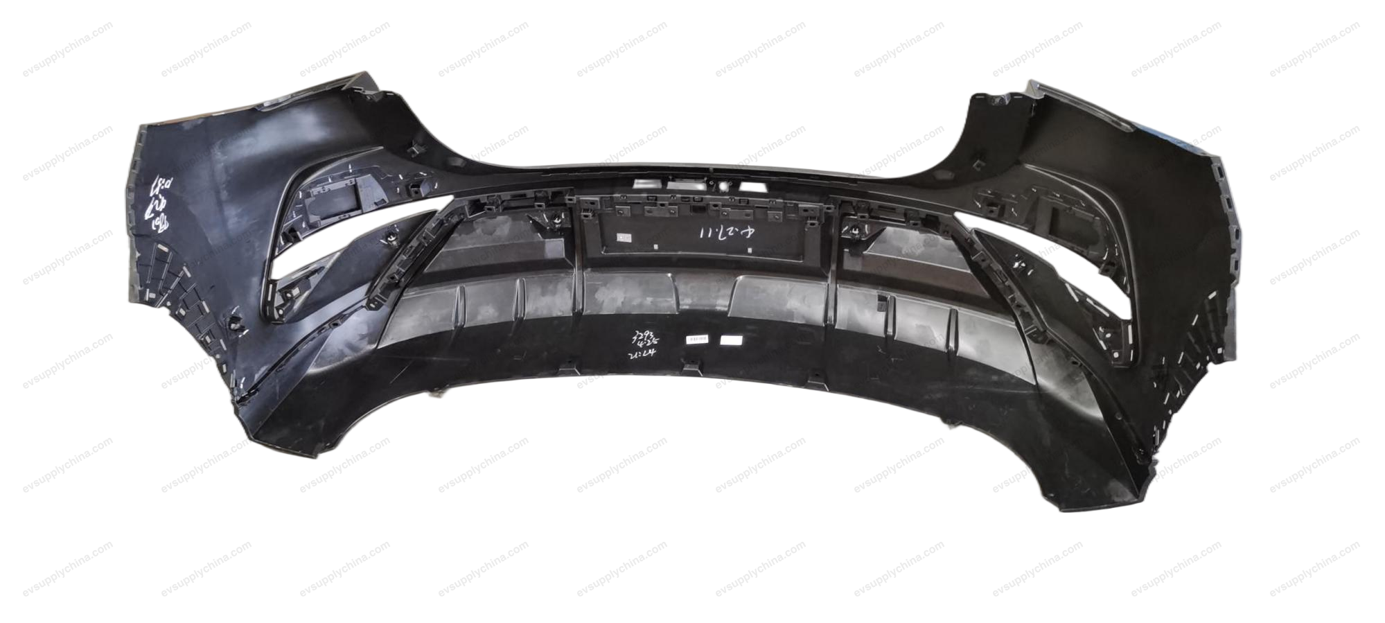 Rear bumper upper body assembly