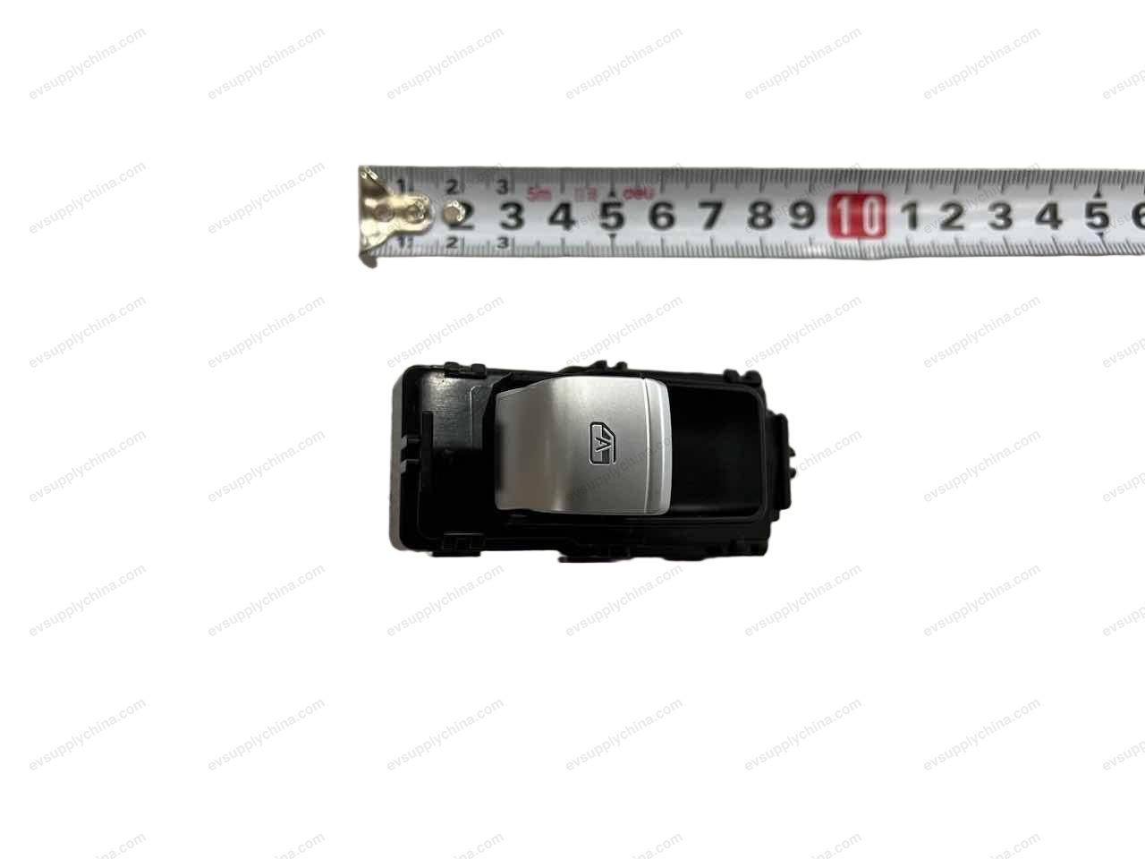 Right front door window regulator switch assembly — Denza D9