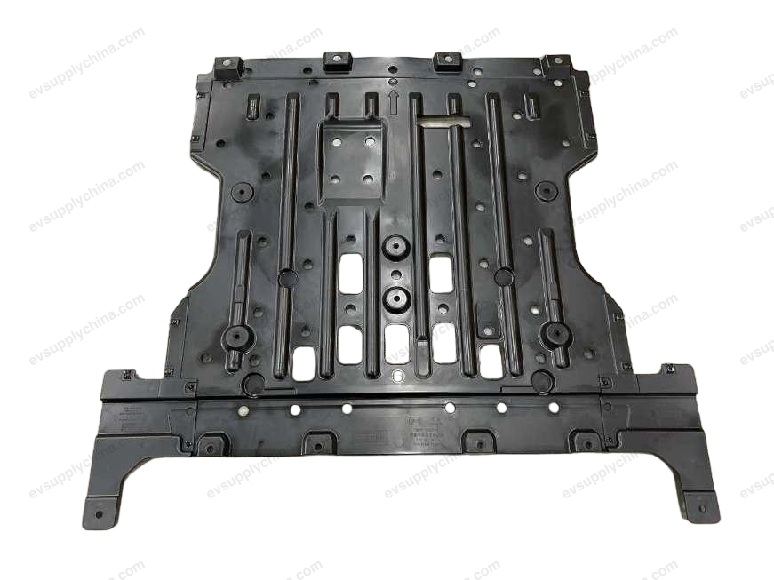Front subframe mudguard assembly