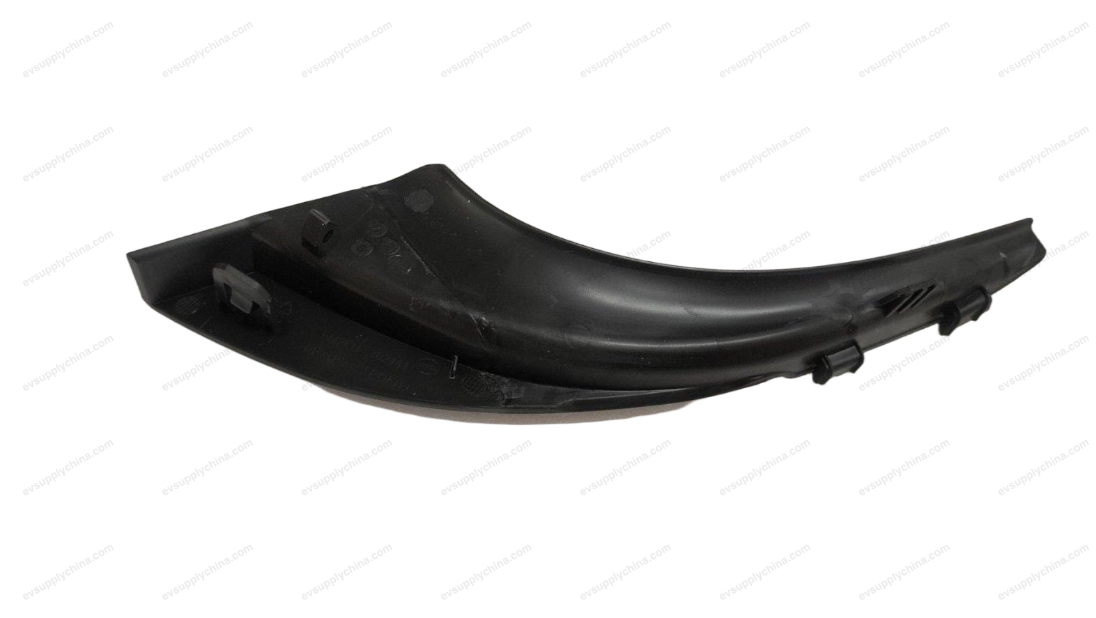 Ventilation cover right end cap assembly