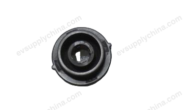 Radiator lower suspension bushing assembly