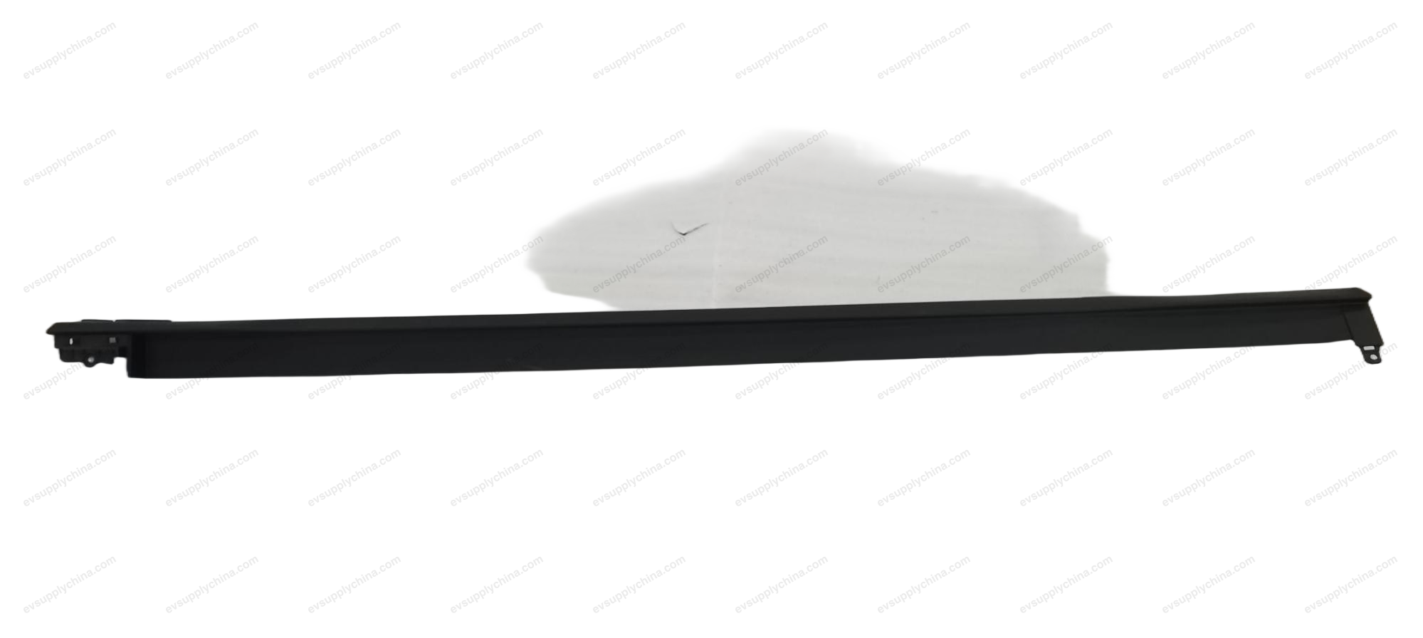 Right side skirt panel assembly