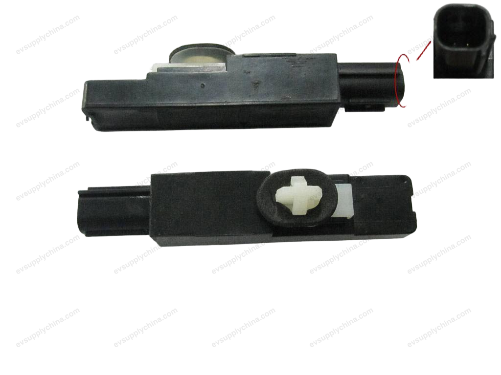 In-vehicle detection antenna — Denza D9