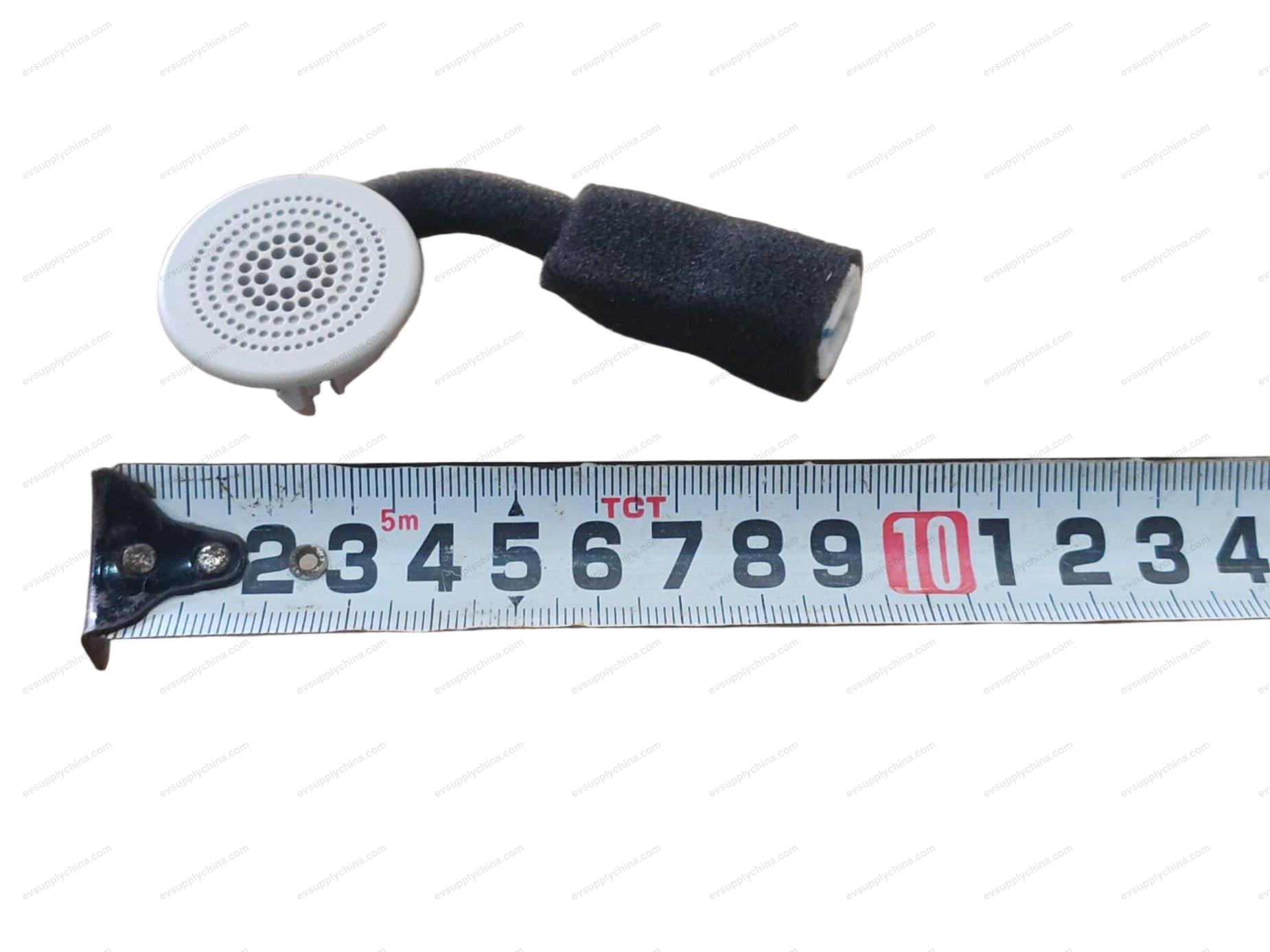 Left front noise-canceling microphone - Pergemi — Denza D9