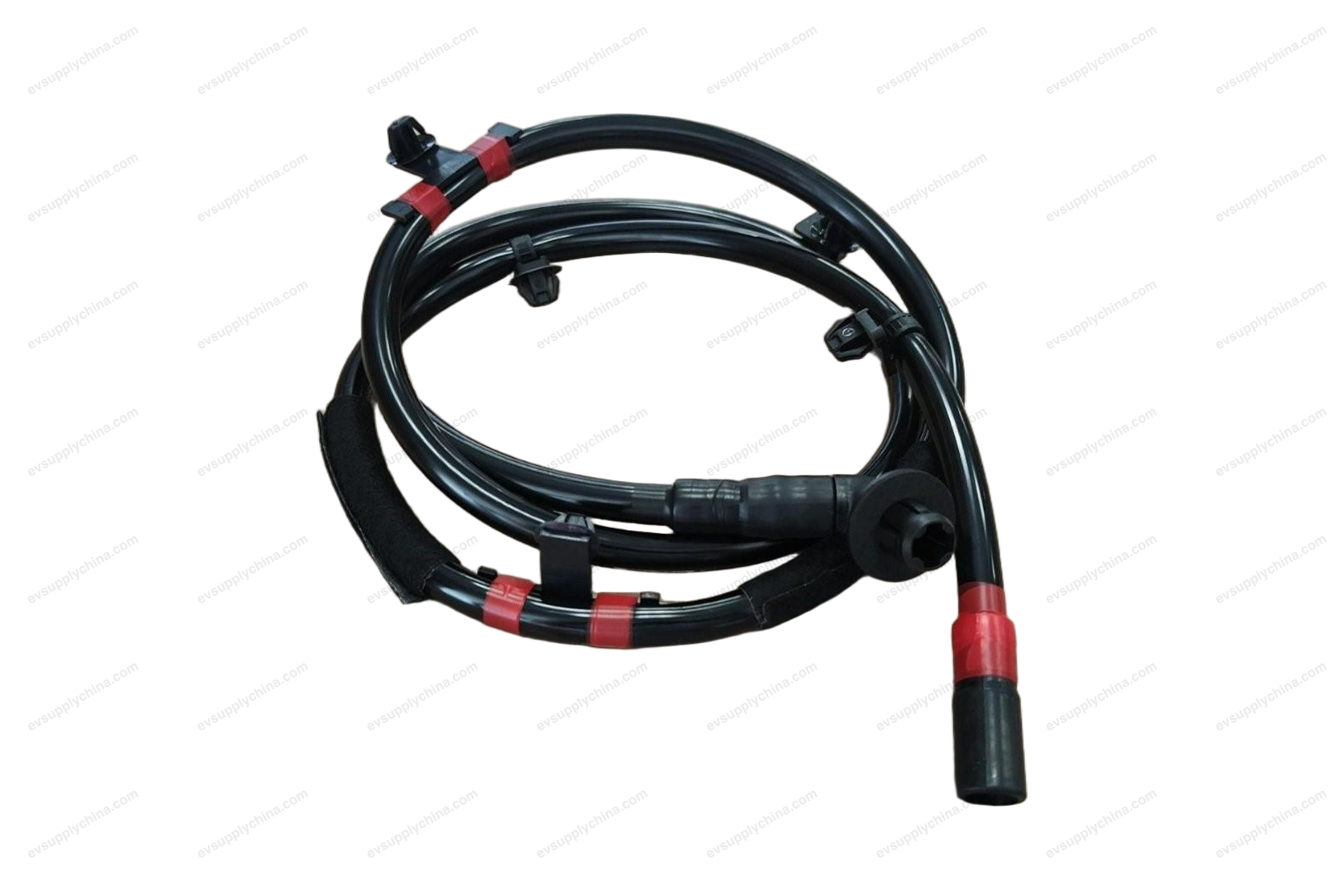 Left rear water pipe assembly