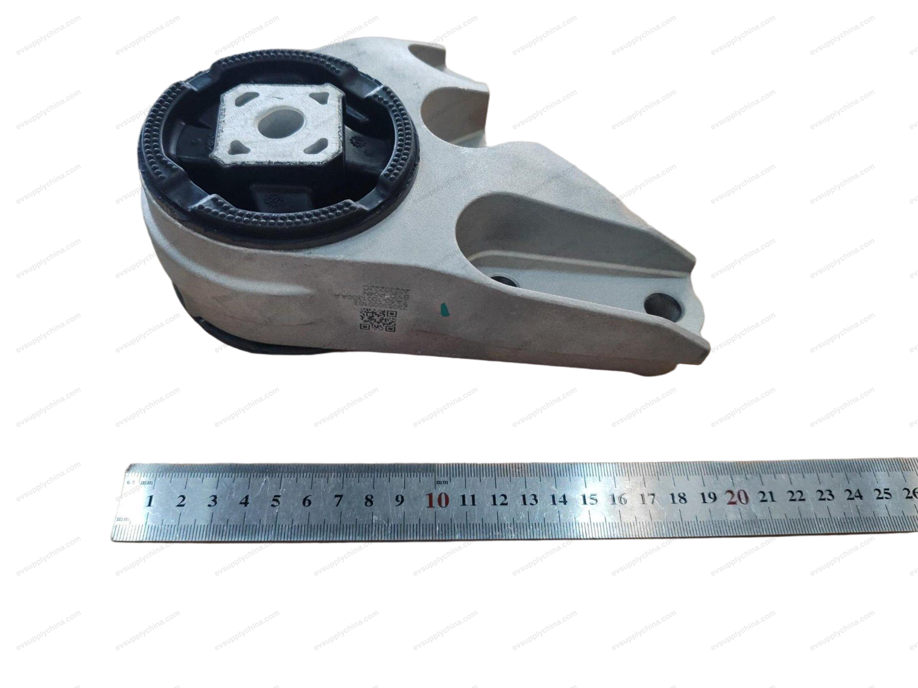 Powertrain rear suspension mount assembly — Denza D9