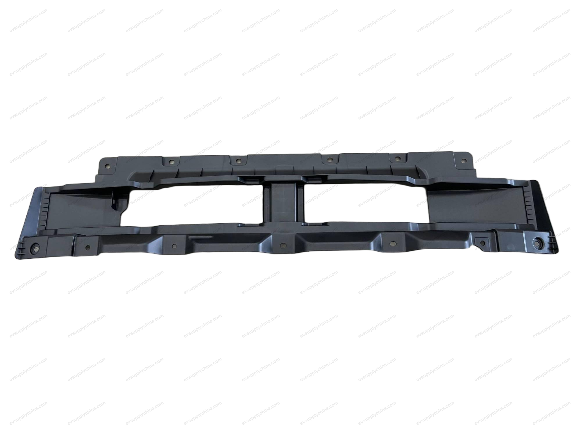 Radiator lower air deflector assembly