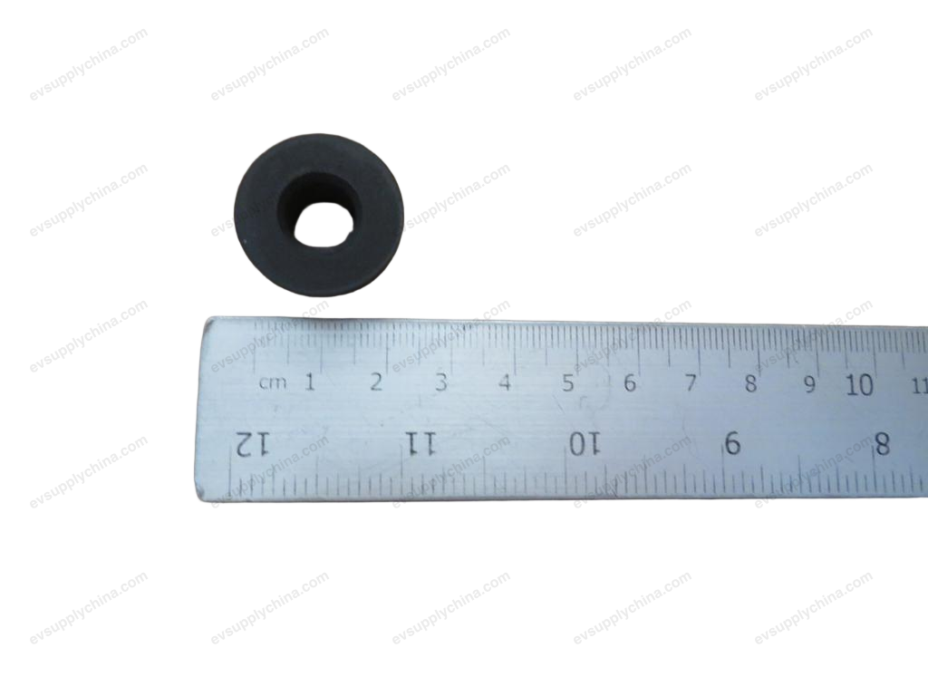 Radiator undermount bushing assembly