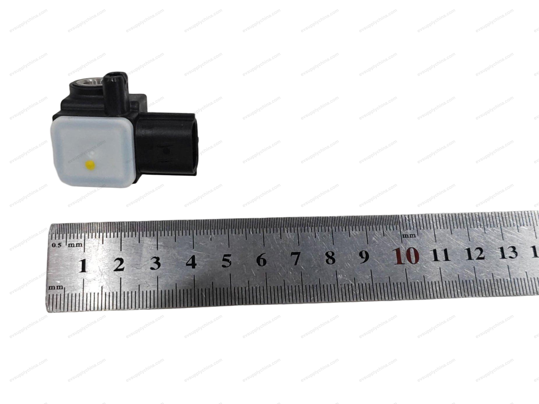 Side collision sensor