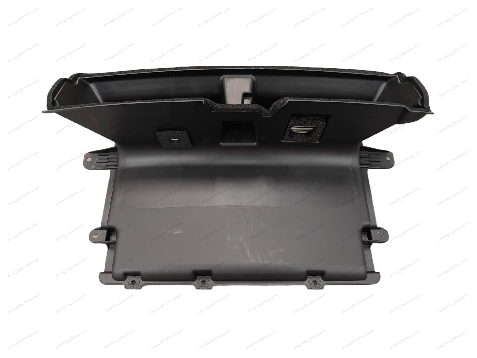 Fully enclosed deflector assembly — BYD Atto 3