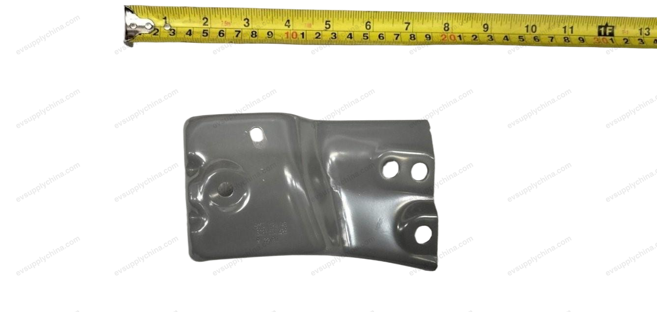 Right rear fender bracket — BYD Atto 3