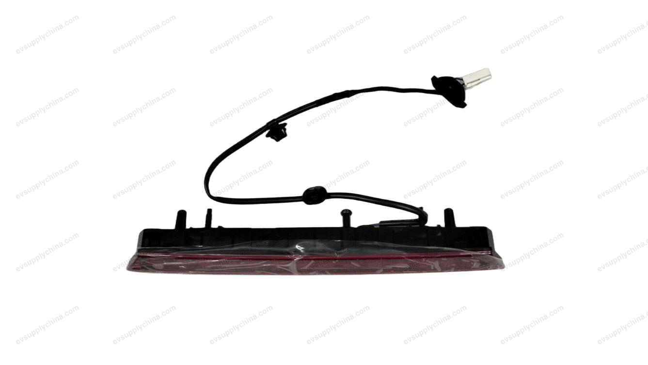 High-mounted brake light — BYD Dolphin