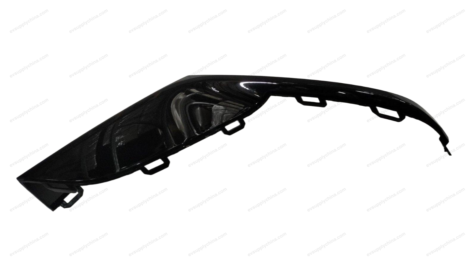 Lower left trim piece of the rear bumper — BYD Dolphin