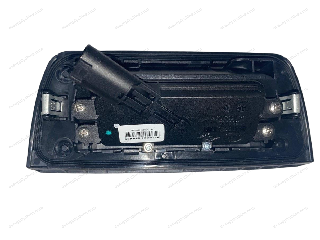 luggage lid open — BYD Dolphin