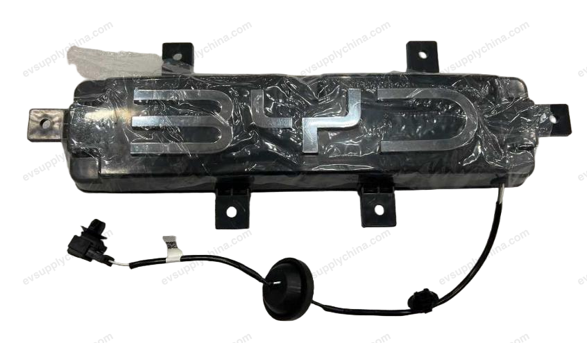 backLOGOLight assembly — BYD Sealion 7