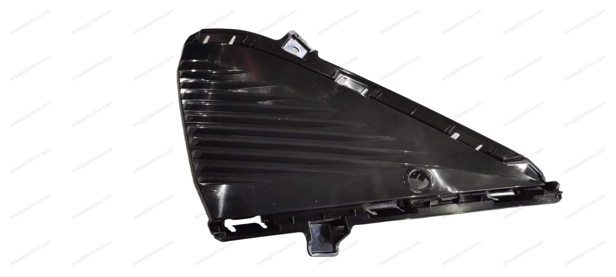 Front bumper left fog lamp decorative panel — BYD Sealion 7