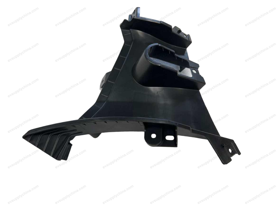 Front bumper right air intake duct — BYD Sealion 7