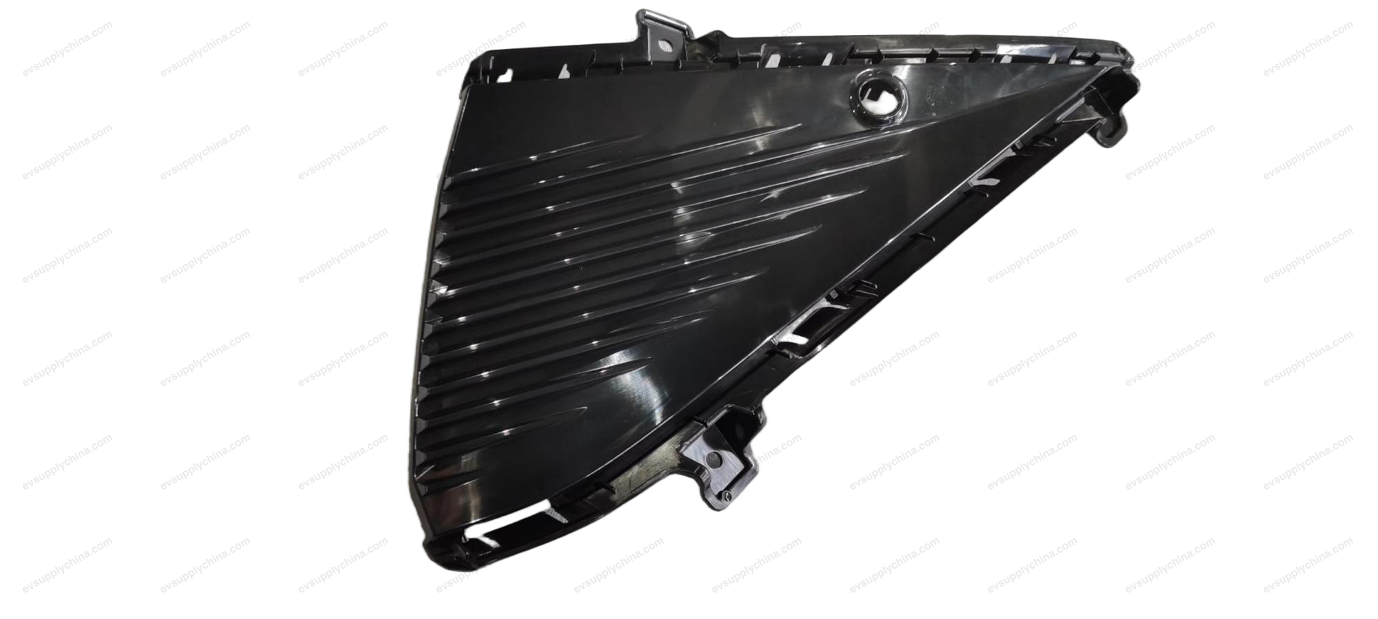 Front bumper right fog lamp decorative plate — BYD Sealion 7