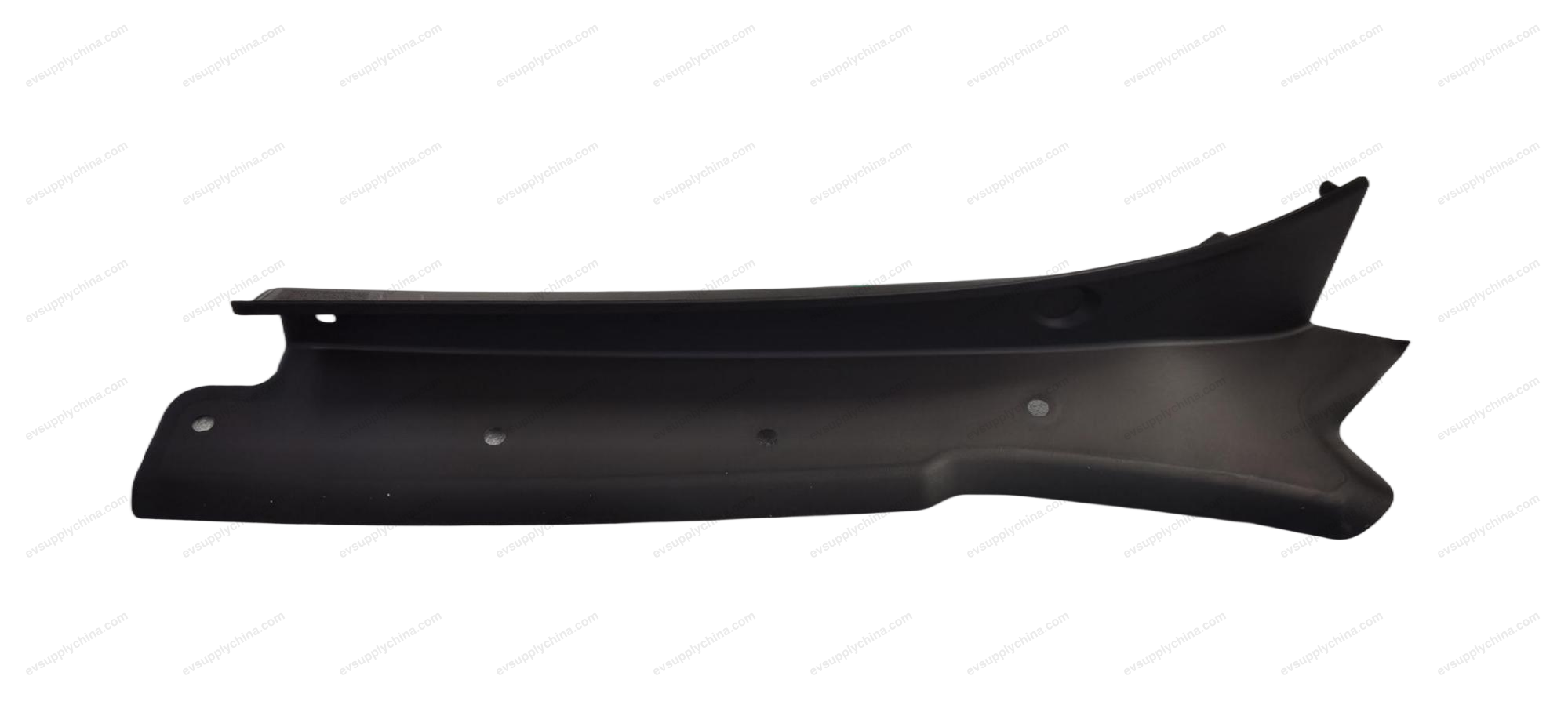 Left rear lamp guard plate assembly — BYD Sealion 7