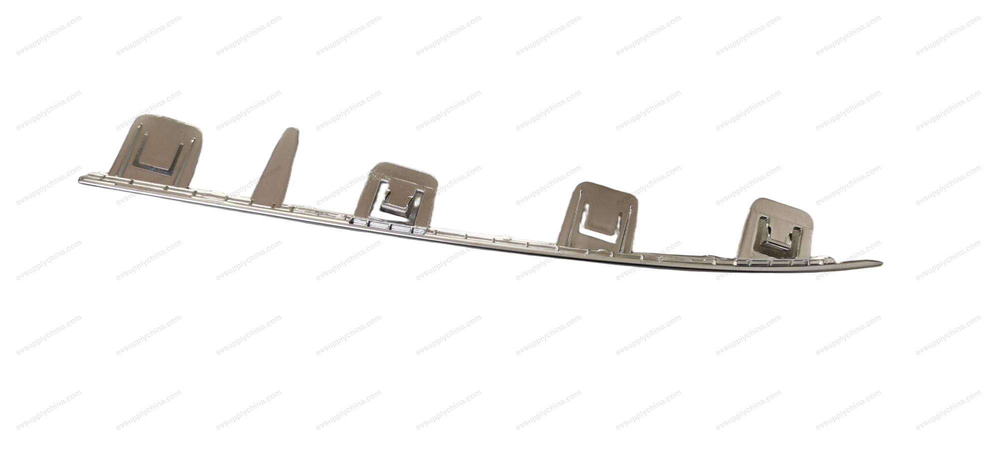 Right bright trim on rear bumper side — BYD Sealion 7