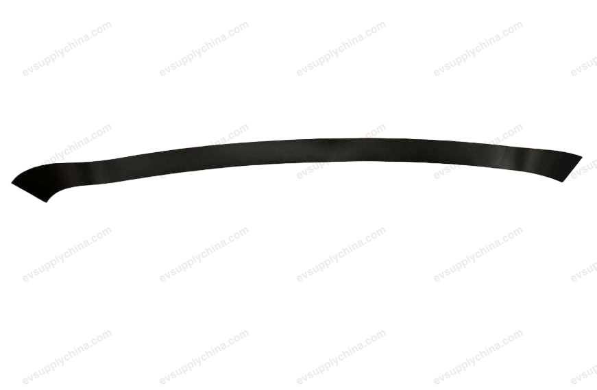 Blackout film on the left front door and window frame — Denza D9