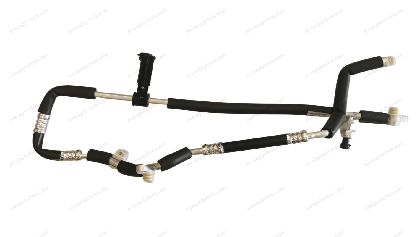 Compressor discharge pipe assembly 2 — Denza D9