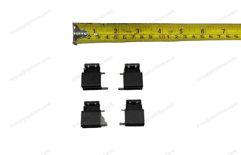 Front brake pad assembly — Denza D9