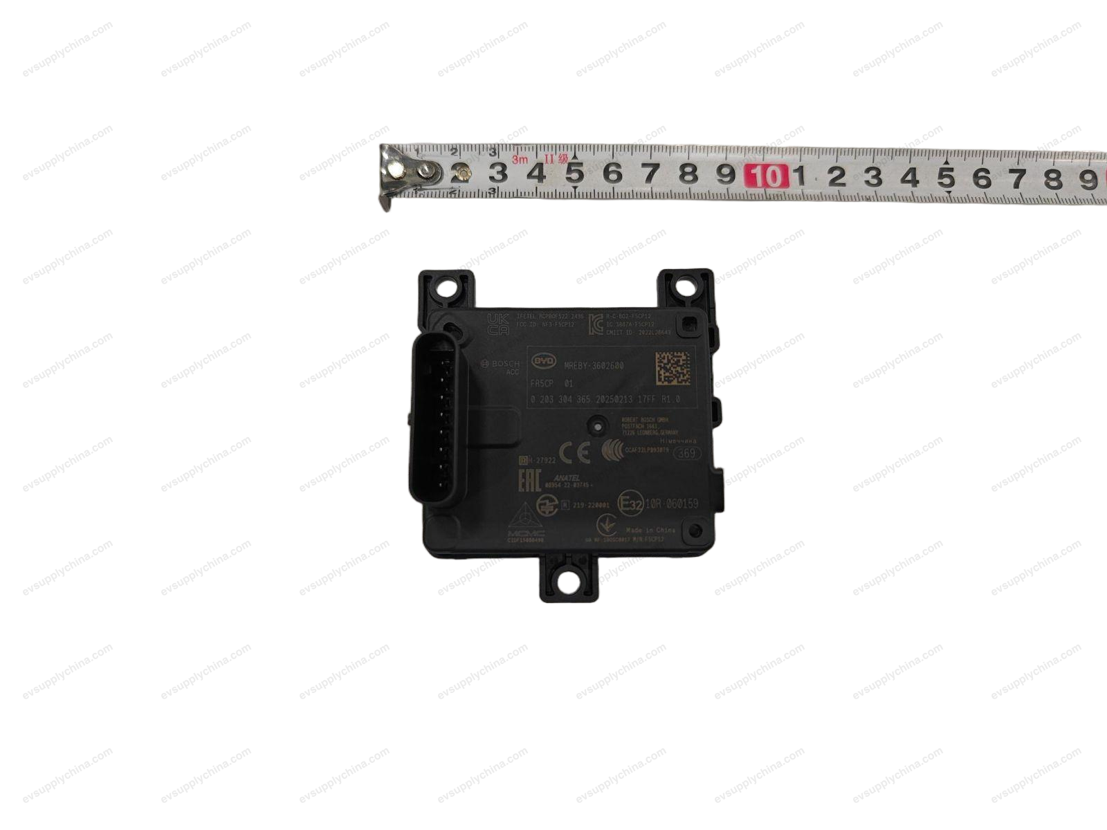Front-mounted millimeter-wave radar — Denza D9