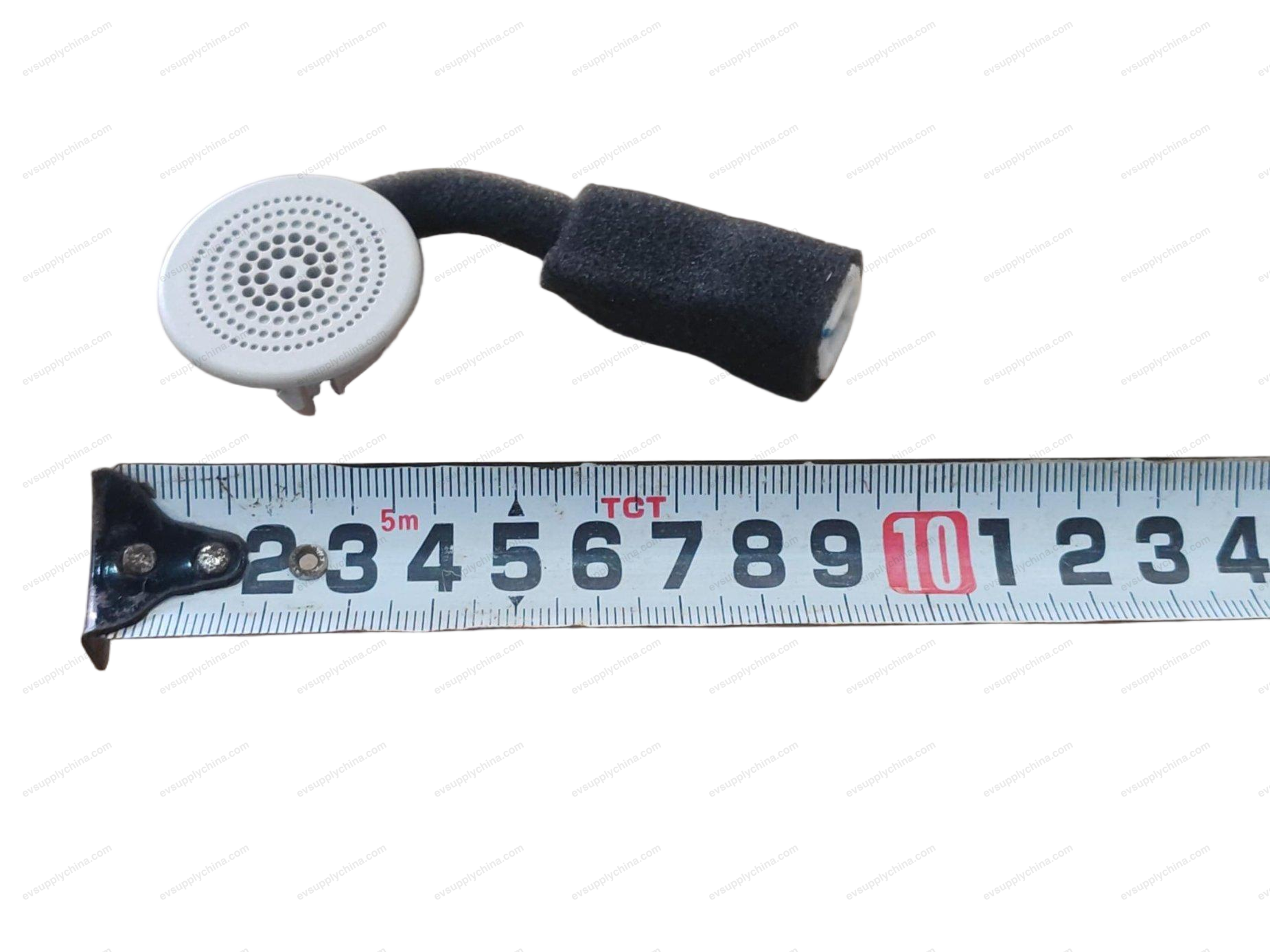 Left front noise-canceling microphone - Pergemi — Denza D9