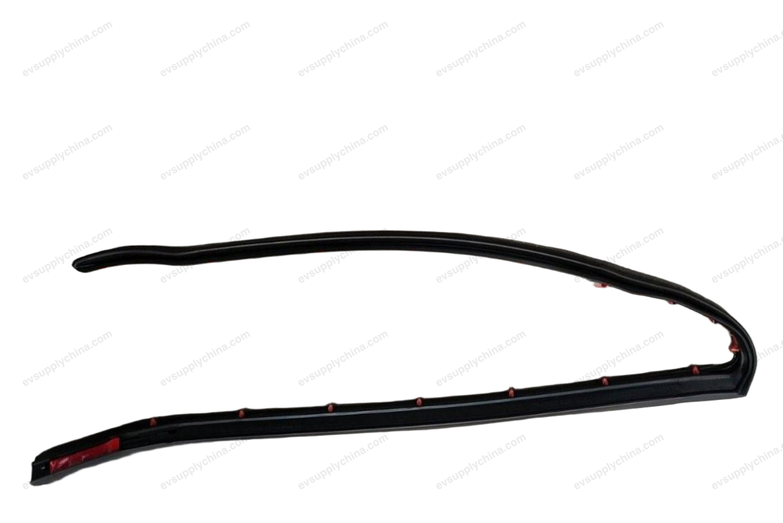 Left rear door C-pillar seam strip — Denza D9