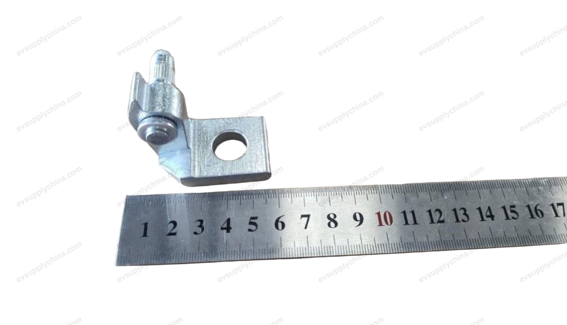 Left rear door upper hinge plate — Denza D9