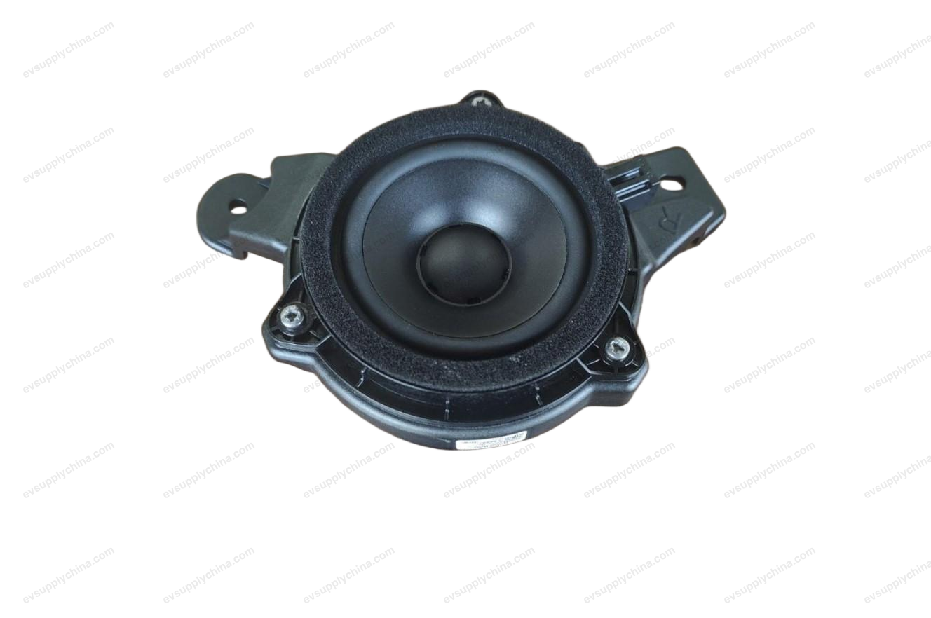 Midrange speaker — Denza D9