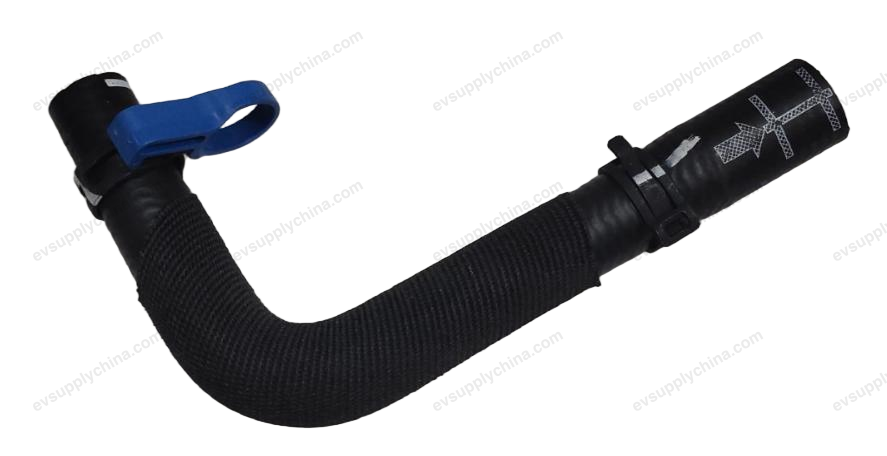 Plate heat exchanger outlet pipe assembly — Denza D9