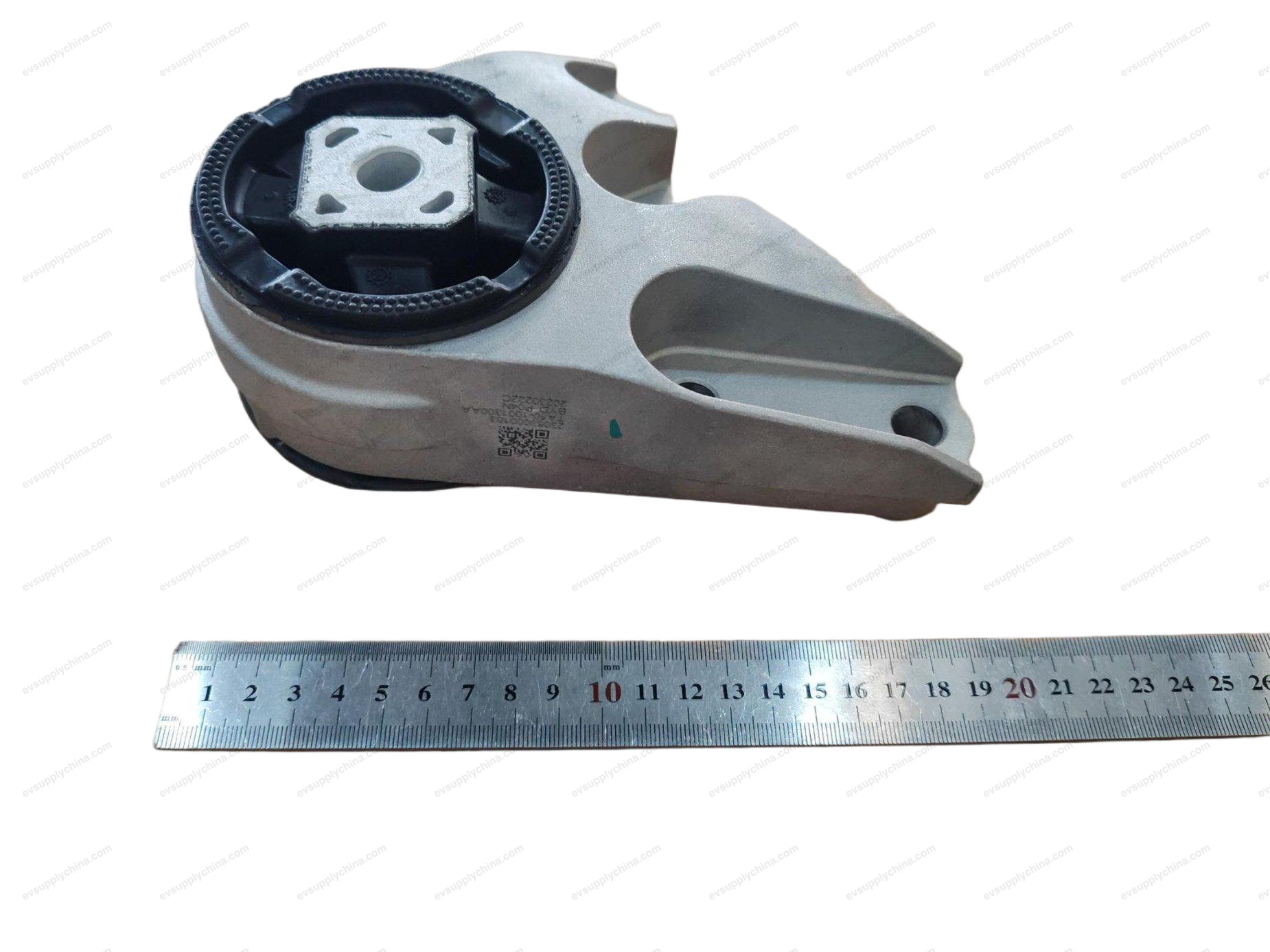 Powertrain rear suspension mount assembly — Denza D9