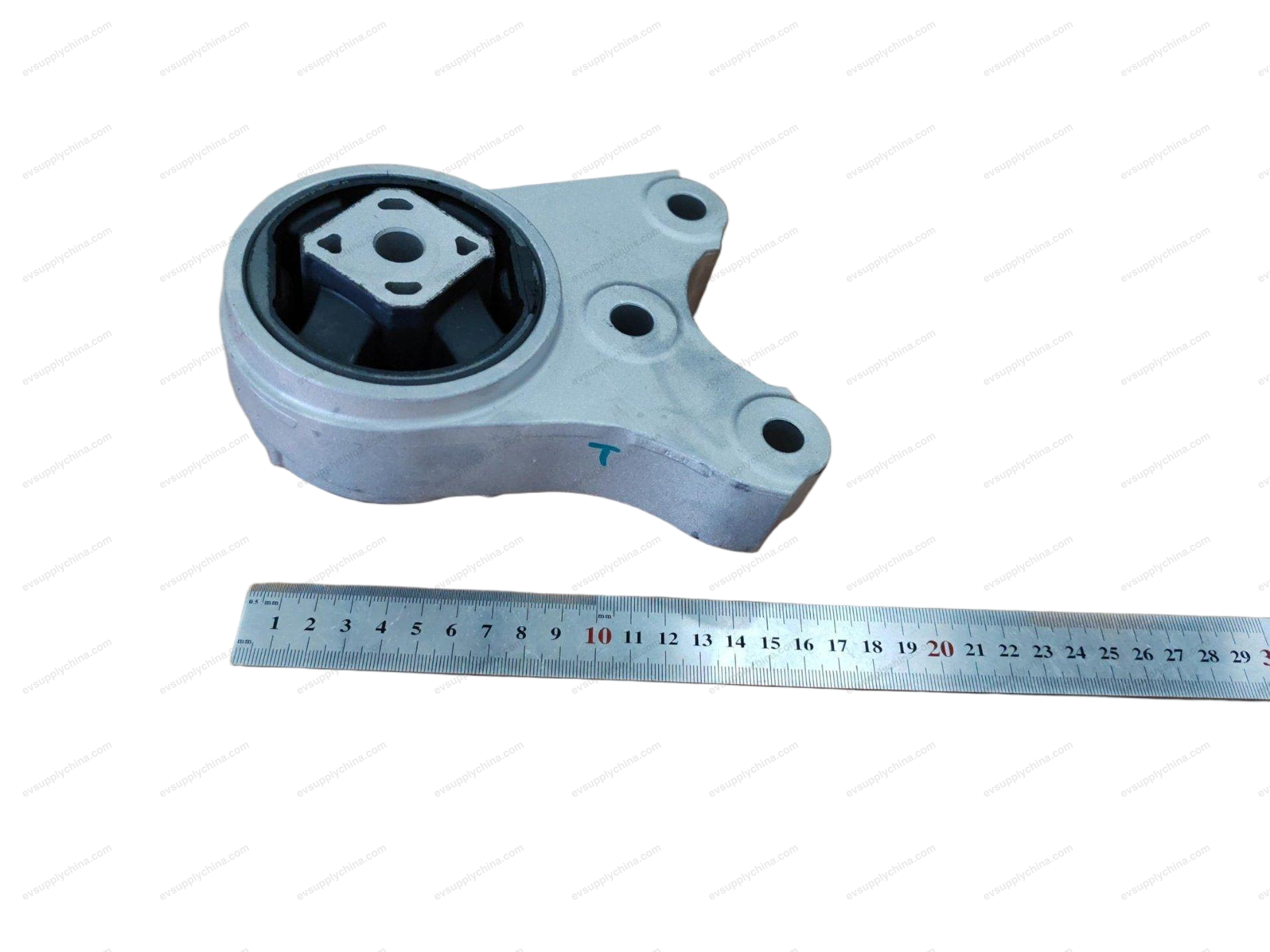 Powertrain right suspension mount assembly — Denza D9