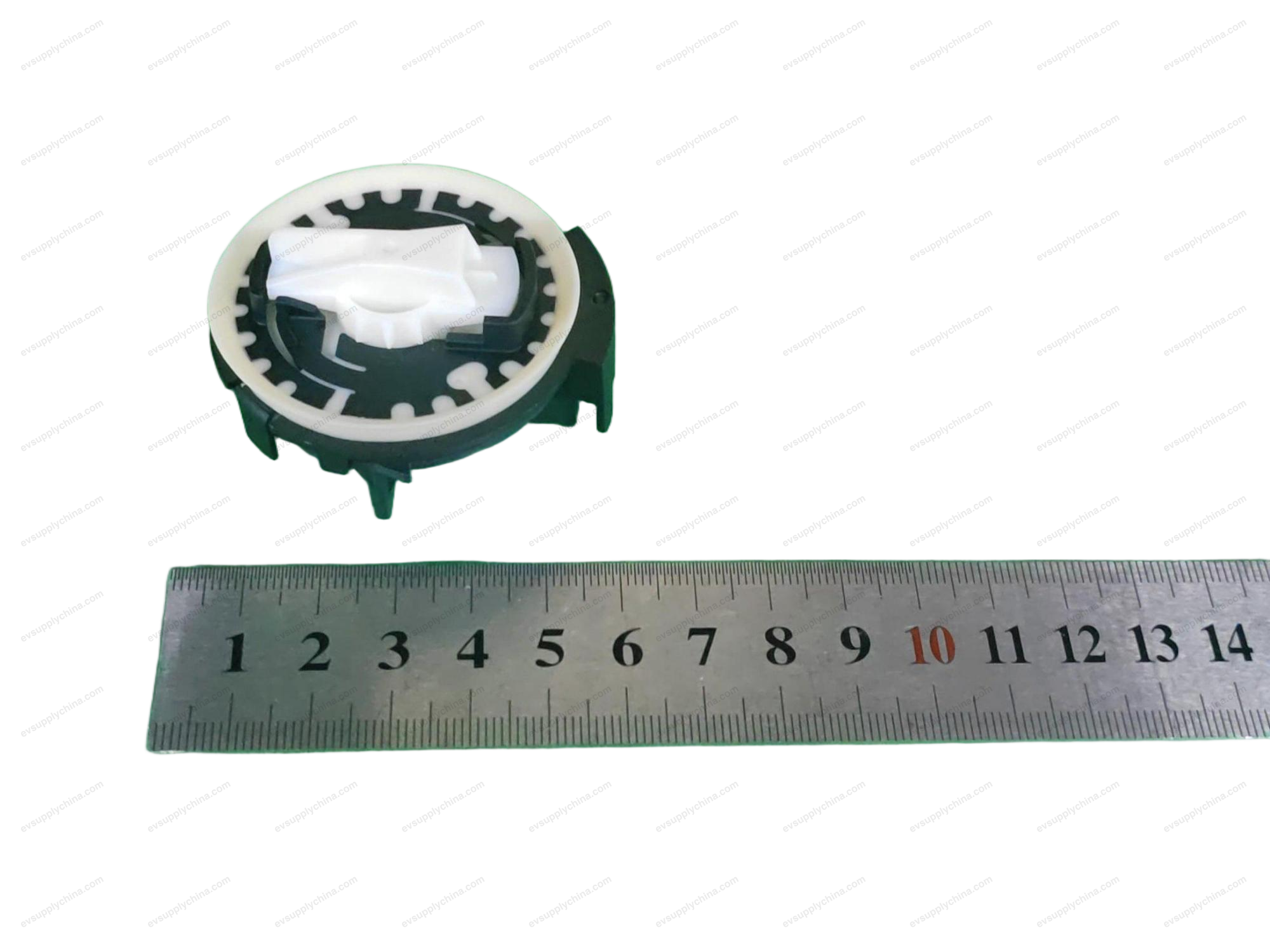 Pressure-type collision sensor — Denza D9