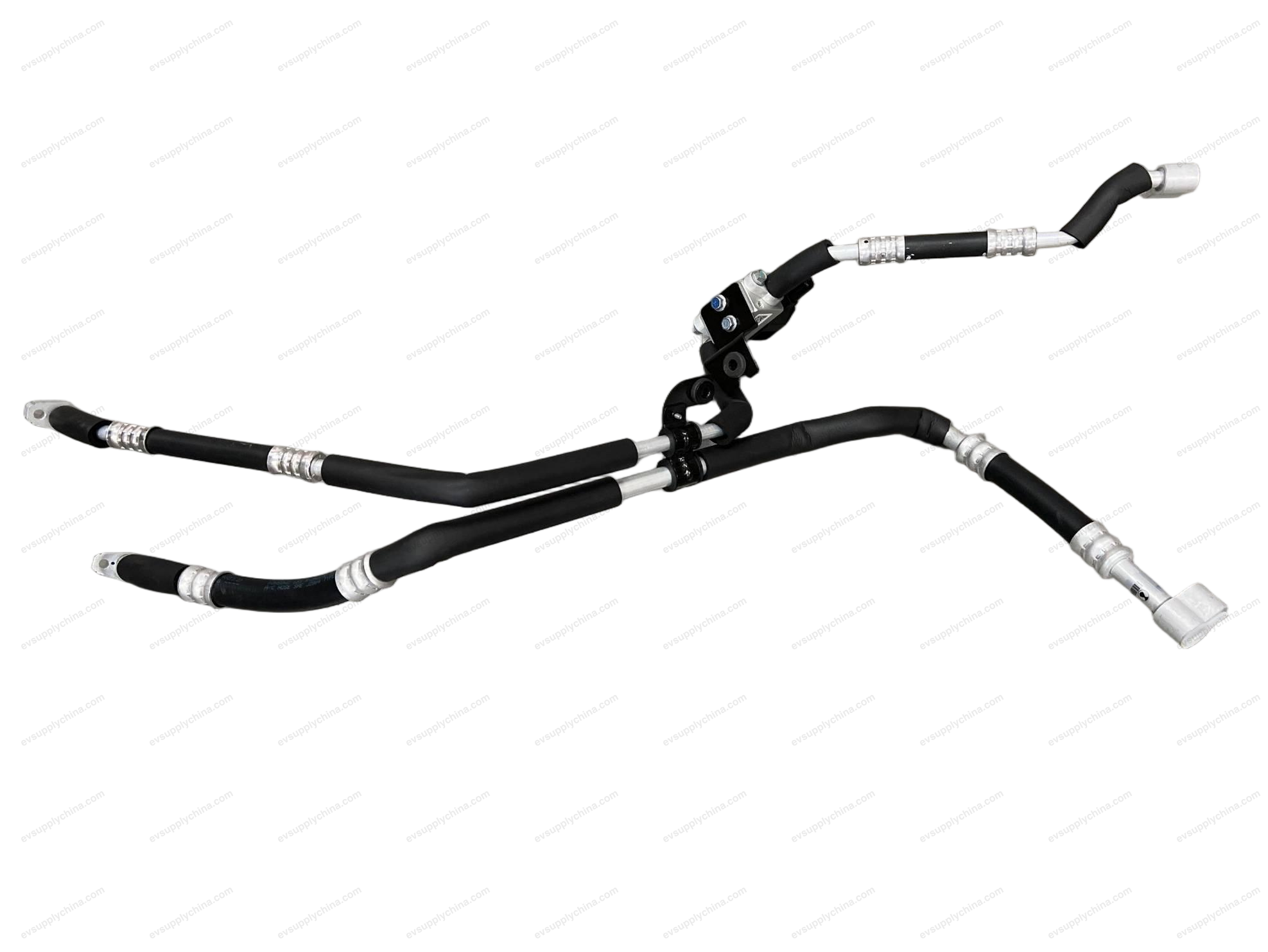 Rear air conditioning piping assembly 1 — Denza D9