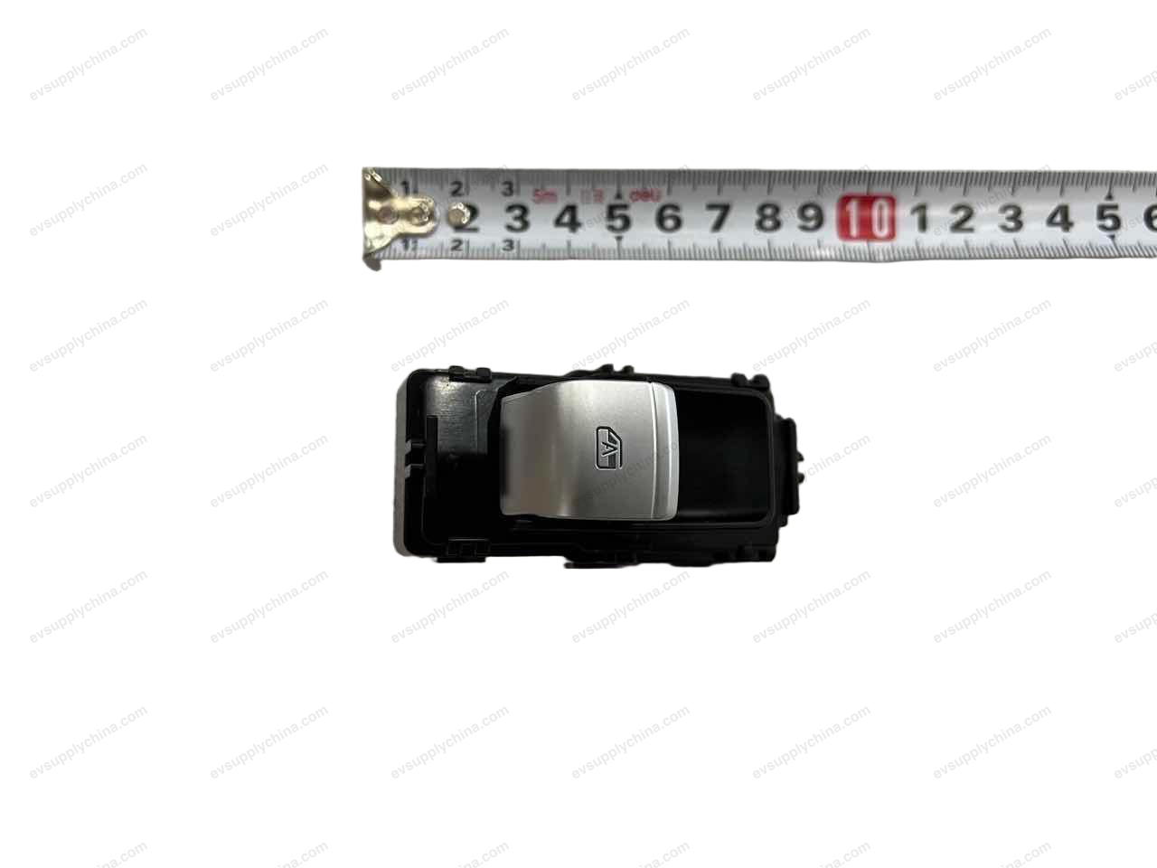 Right front door window regulator switch assembly — Denza D9