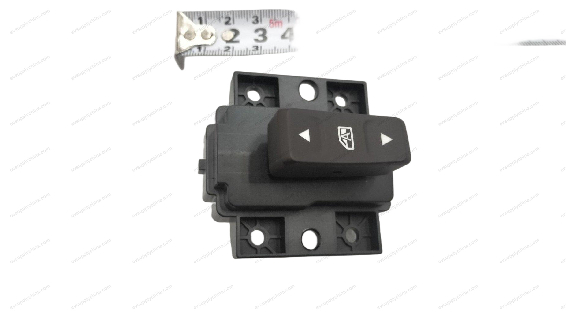 Right rear door window regulator switch and trim panel - black chocolate — Denza D9