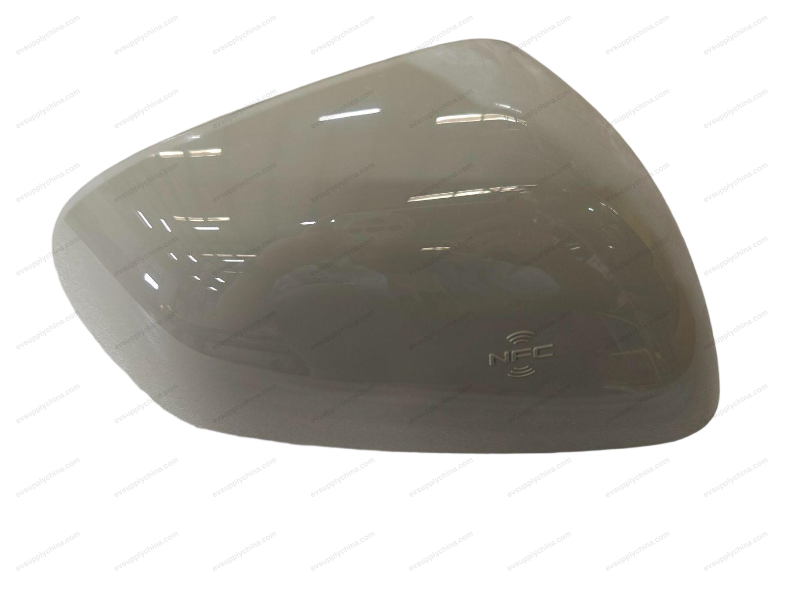 Right side shell trim piece of exterior rearview mirror — Denza D9