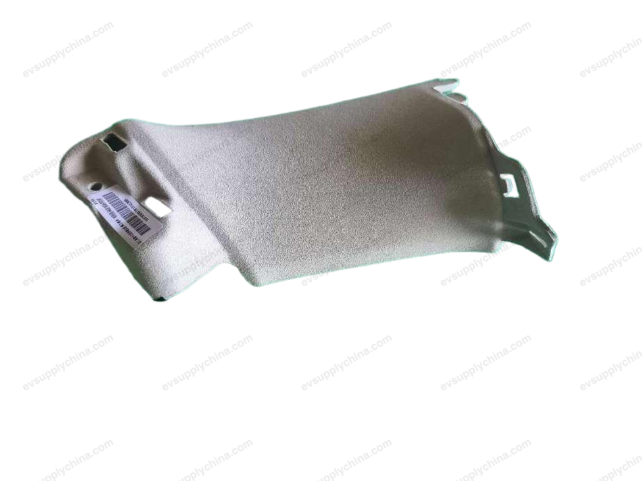 Right triangular window pillar guard assembly - Pergome — Denza D9