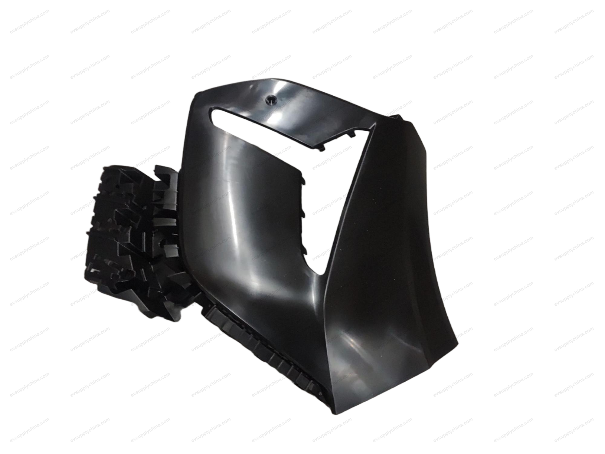 The upper right side of the front bumper — Denza D9